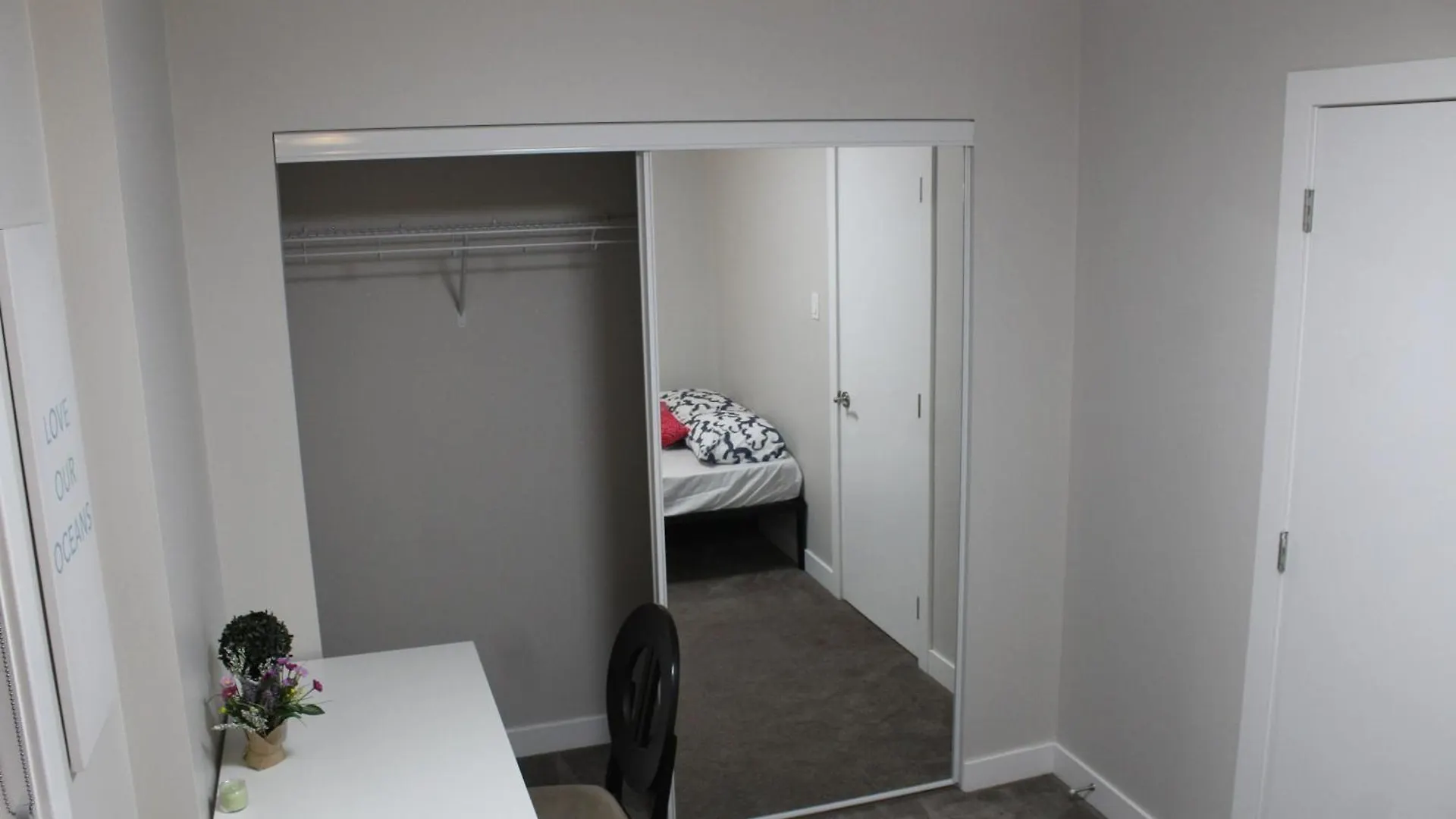 Homestay Nomadnest Housing Apartment Calgary Canada