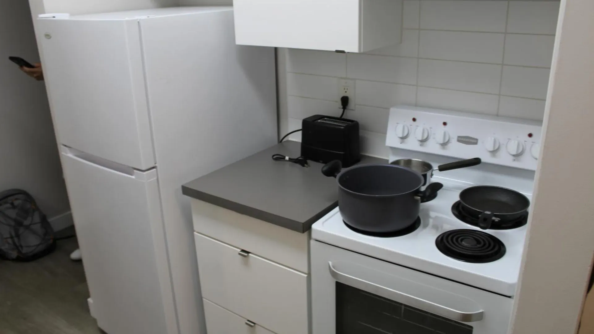 Privatunterkunft Ferienwohnung Nomadnest Housing YYC